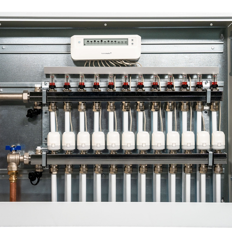 hmip-falmot-c12-akcni-clen-podlahoveho-vytapeni-s-lcd-12-kanalu-24v-230v-hmip-falmot-c12-image-big_ies242419